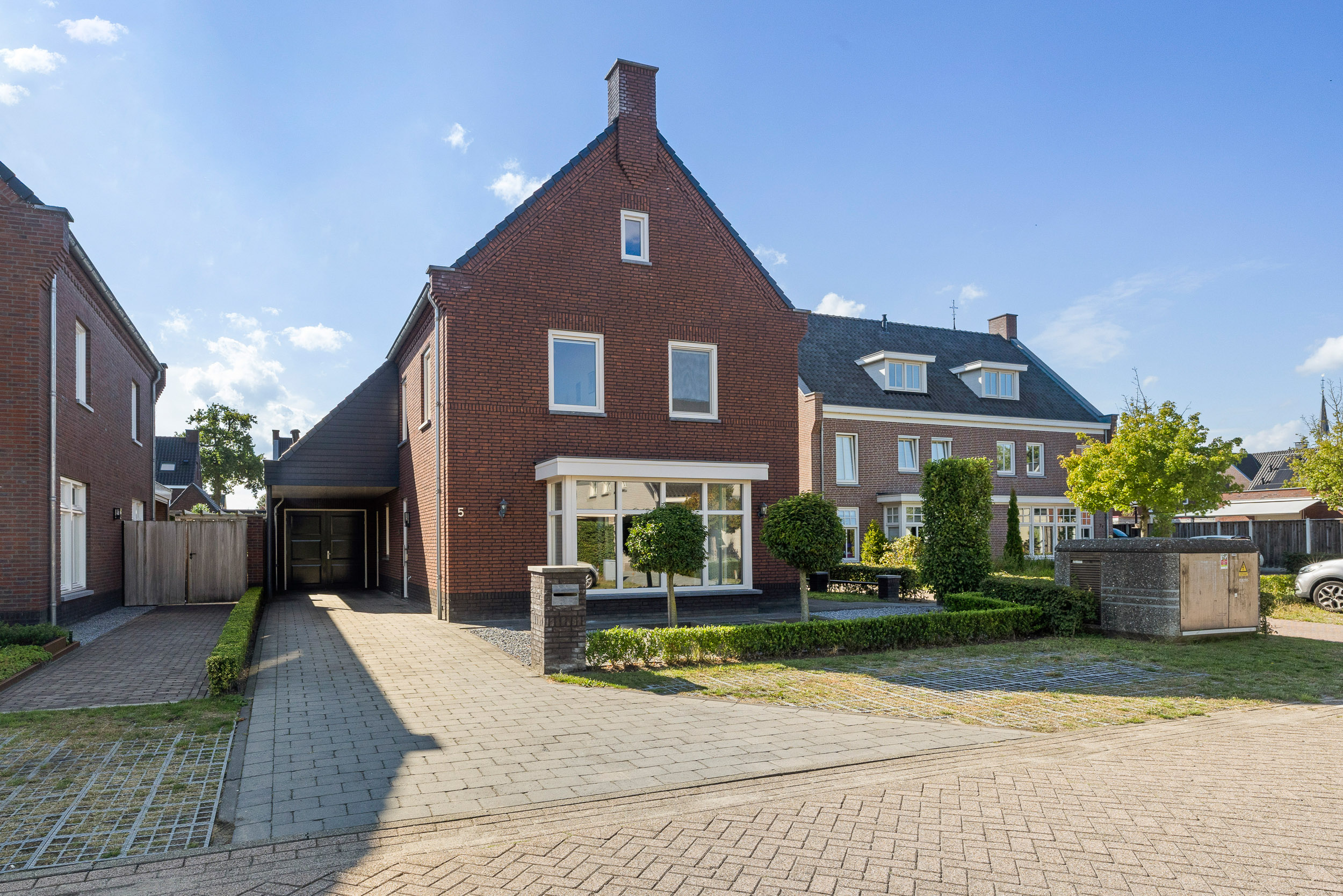 https://robinmakelaardij.nl/wp-content/uploads/2025/10/245552572.jpg